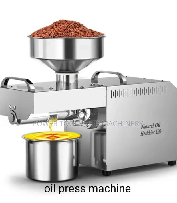 Oil Press Machine / Oil Extractor Machine From Dry Seeds - main view