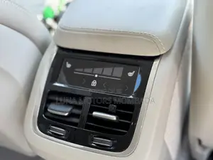 Volvo XC60 2019 Black