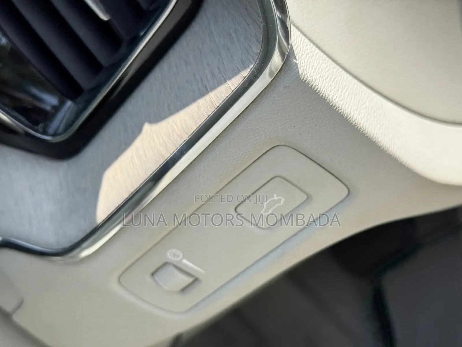 Volvo XC60 2019 Black