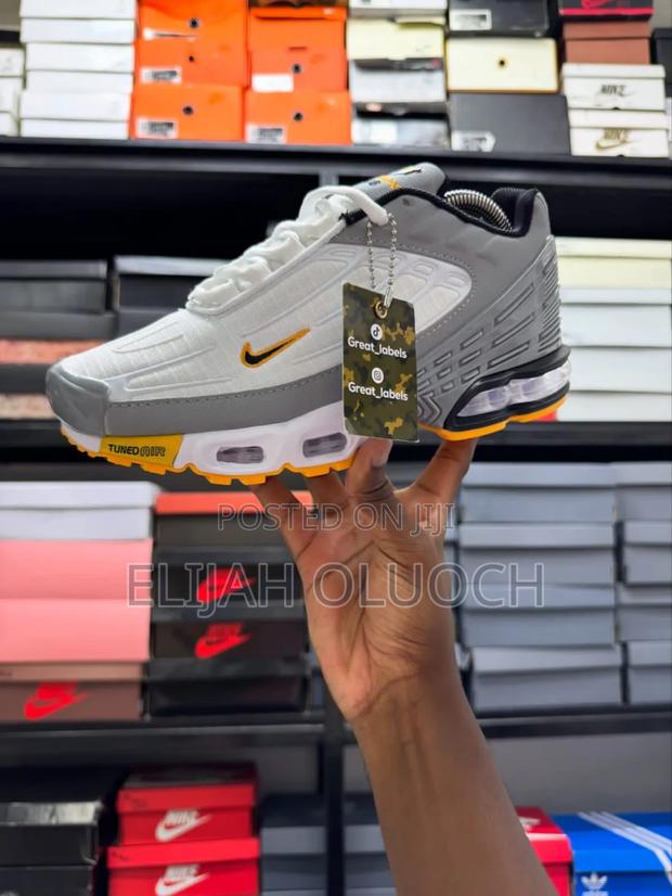 Air Max Plus 3 White Wolf Grey Yellow Black - thumbnail 2