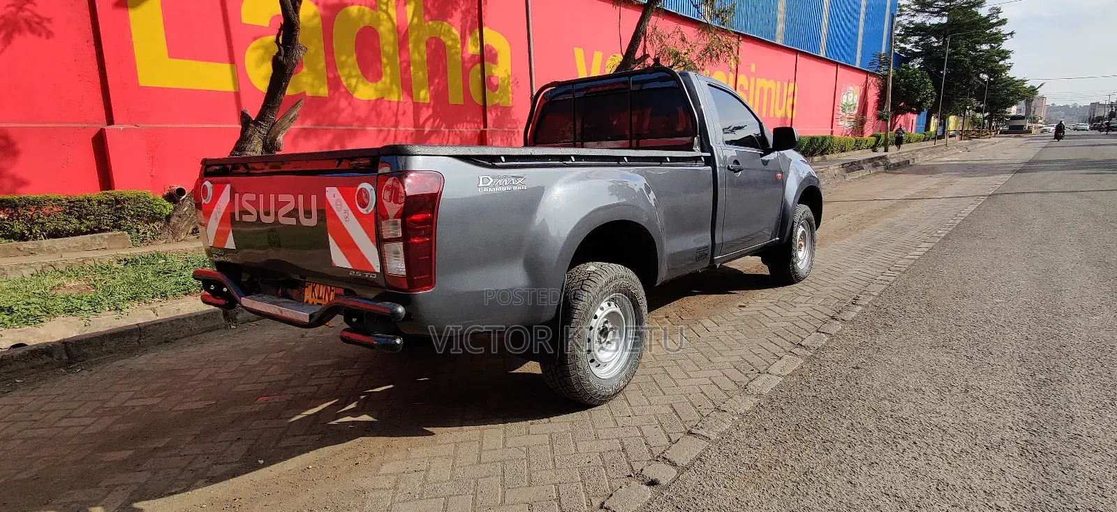 Isuzu D-MAX 2022 Gray