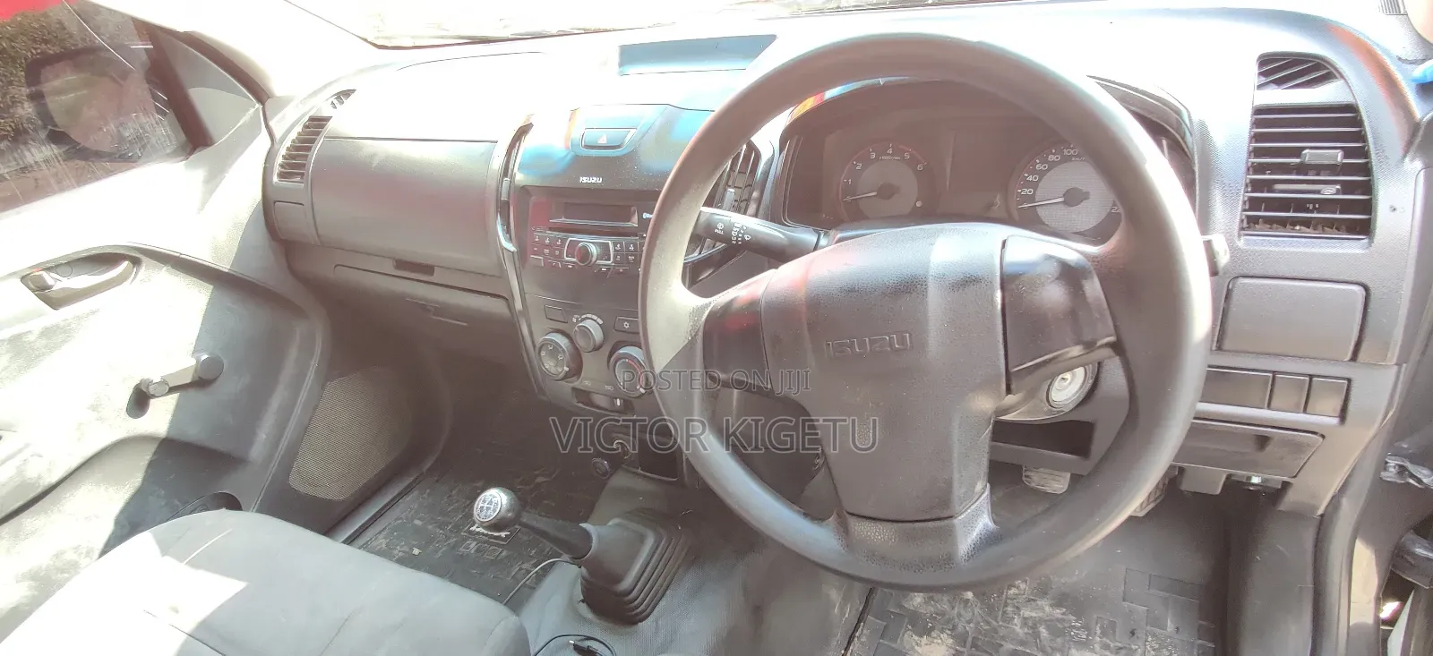 Isuzu D-MAX 2022 Gray