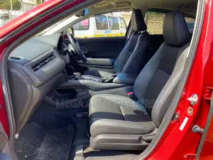 Honda Vezel 2018 Red