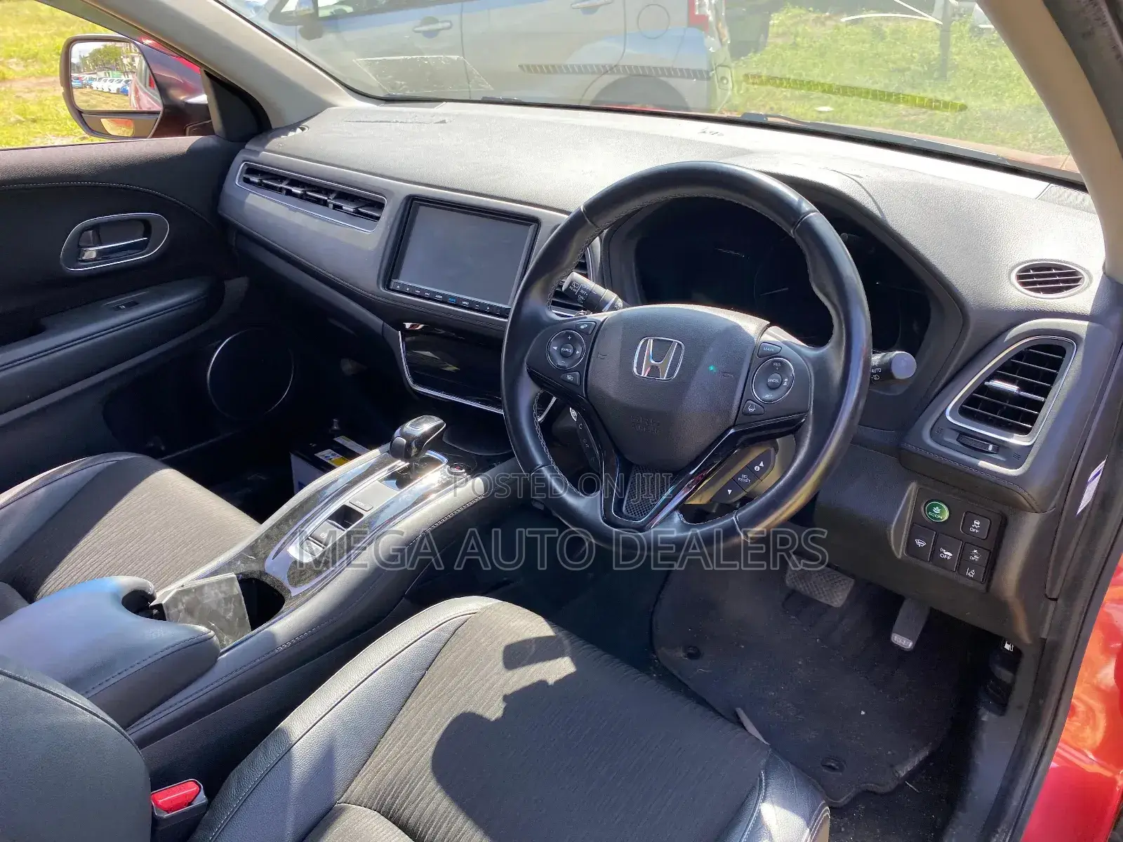 Honda Vezel 2018 Red