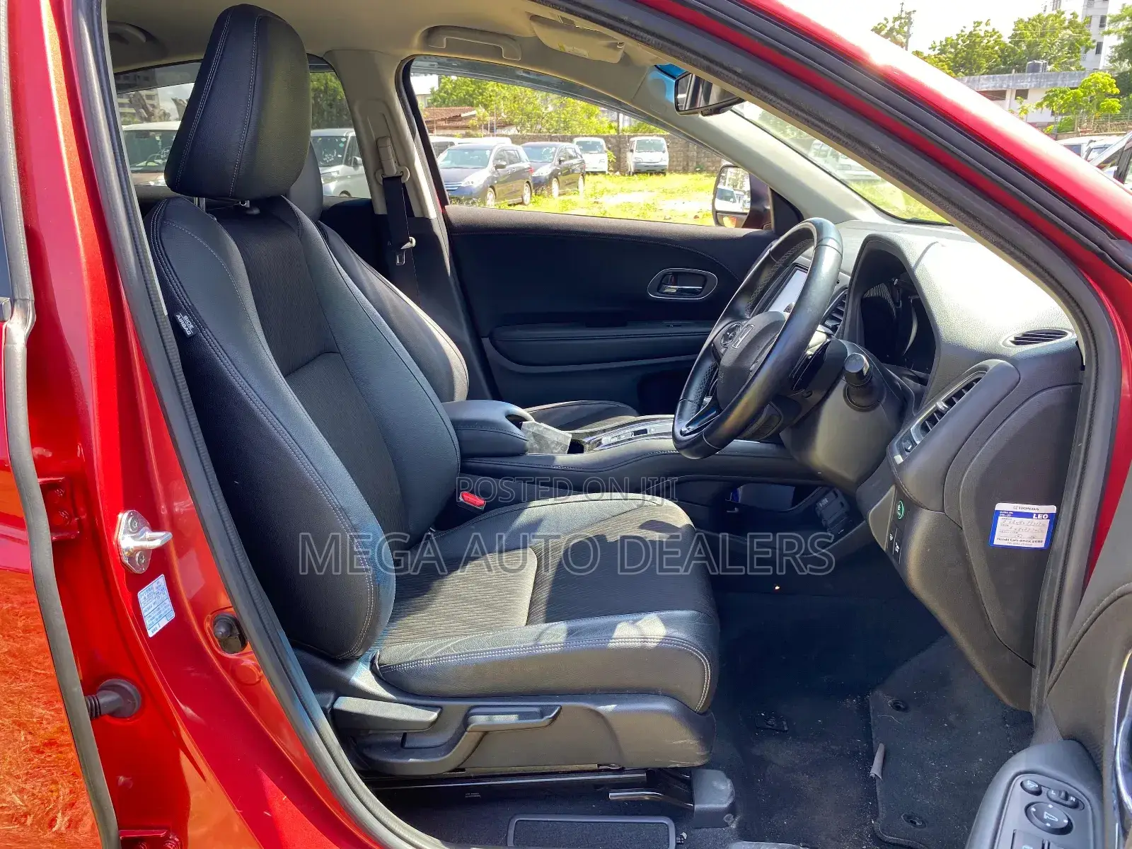 Honda Vezel 2018 Red