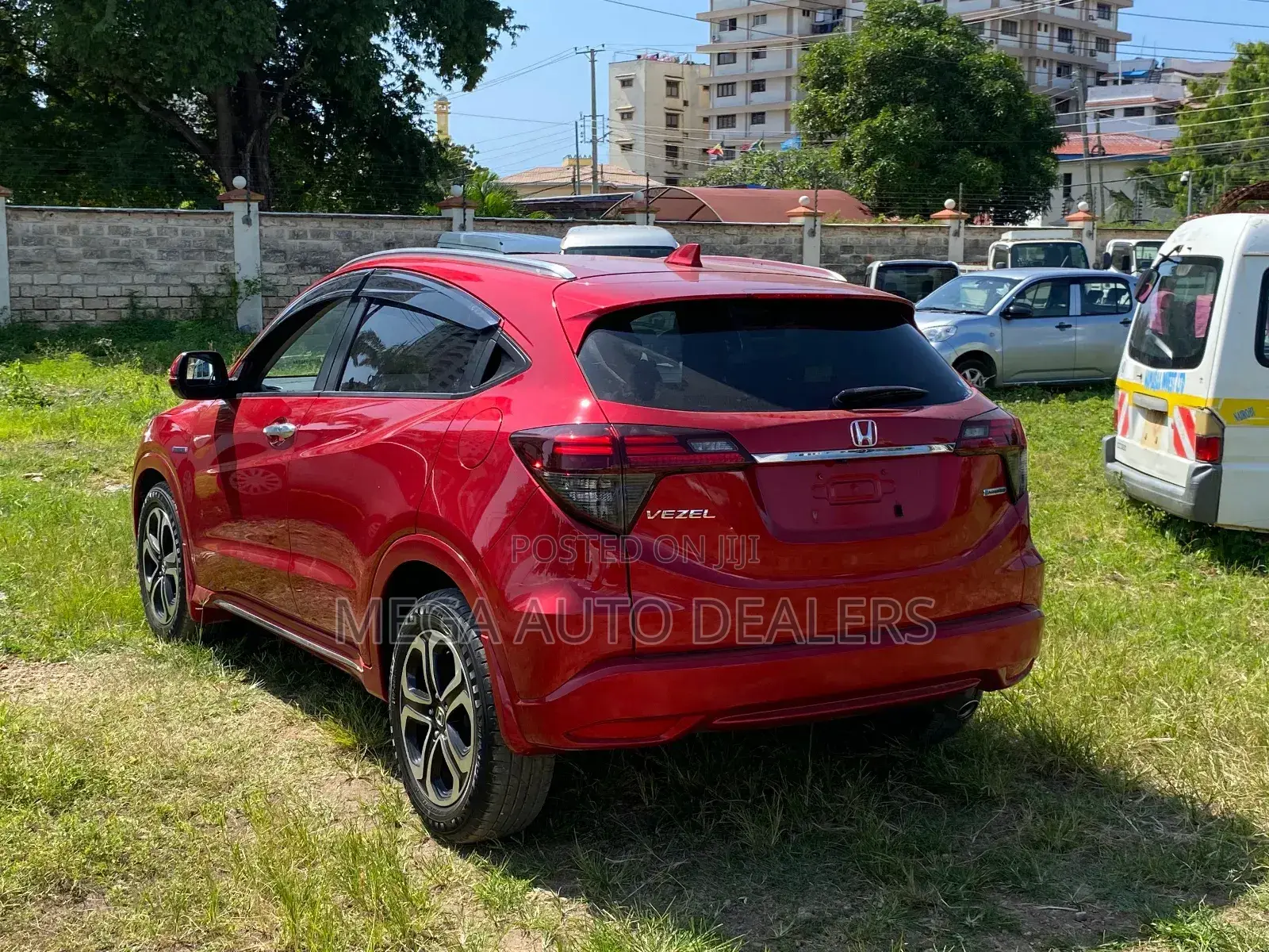 Honda Vezel 2018 Red