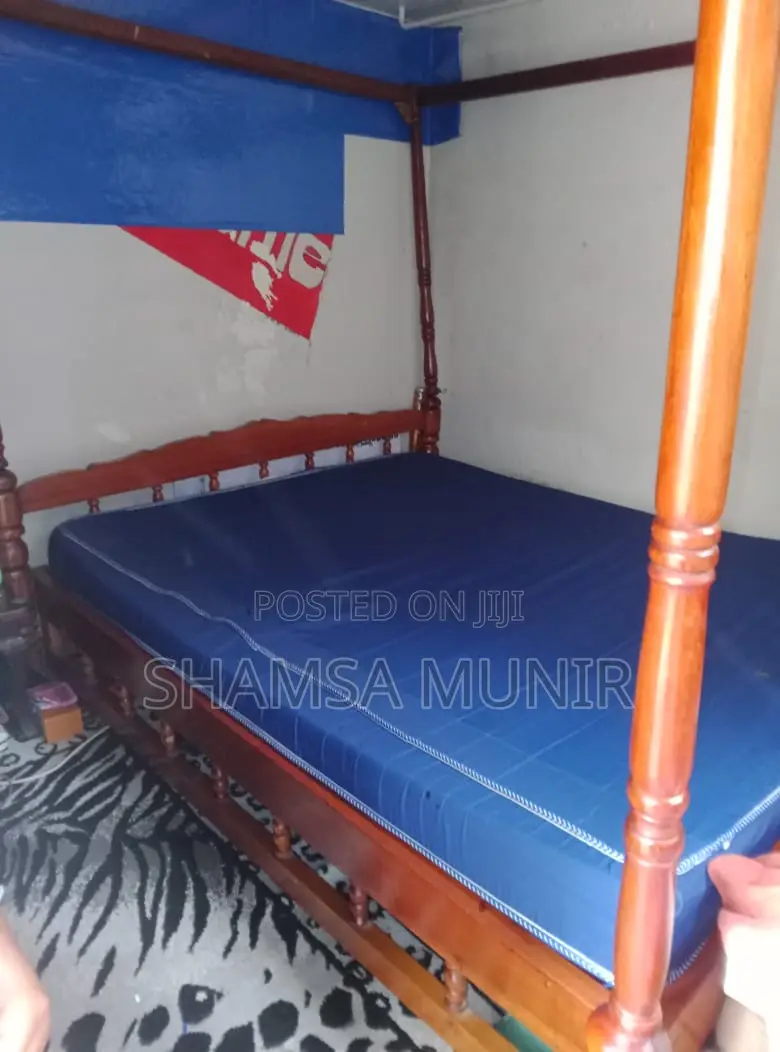 6*6 Wooden Canopy Bed