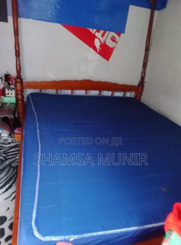 6*6 Wooden Canopy Bed - thumbnail 3
