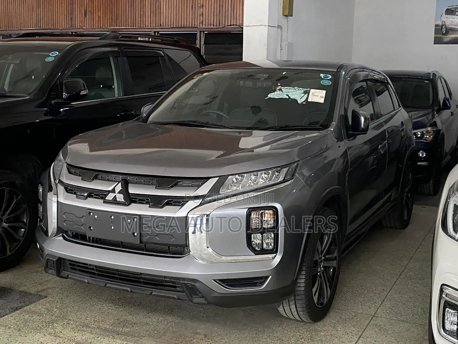 Mitsubishi RVR 2020 Silver