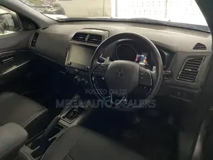 Mitsubishi RVR 2020 Silver