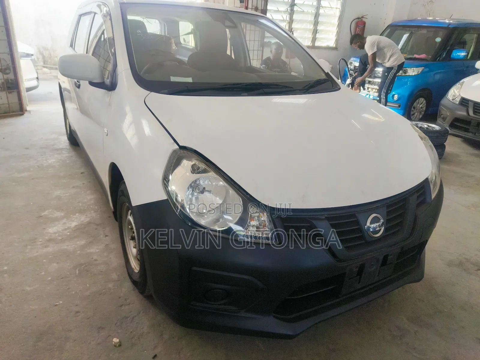 Nissan Advan 2018 White