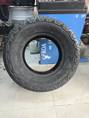 255/70r16 Bridgestone Dueler All Terrain Tire