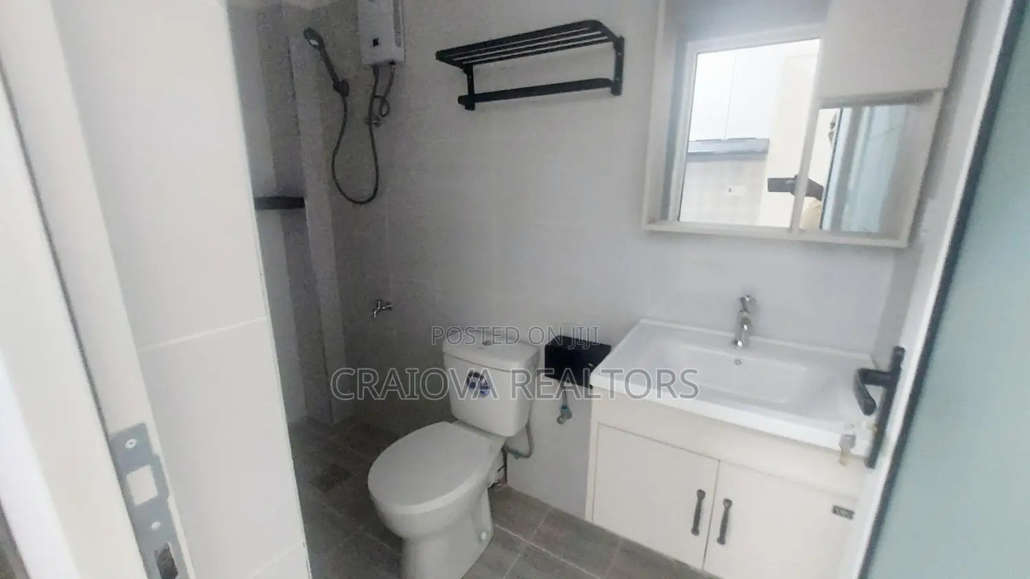 Furnished Studio Apartment in Gate B for sale