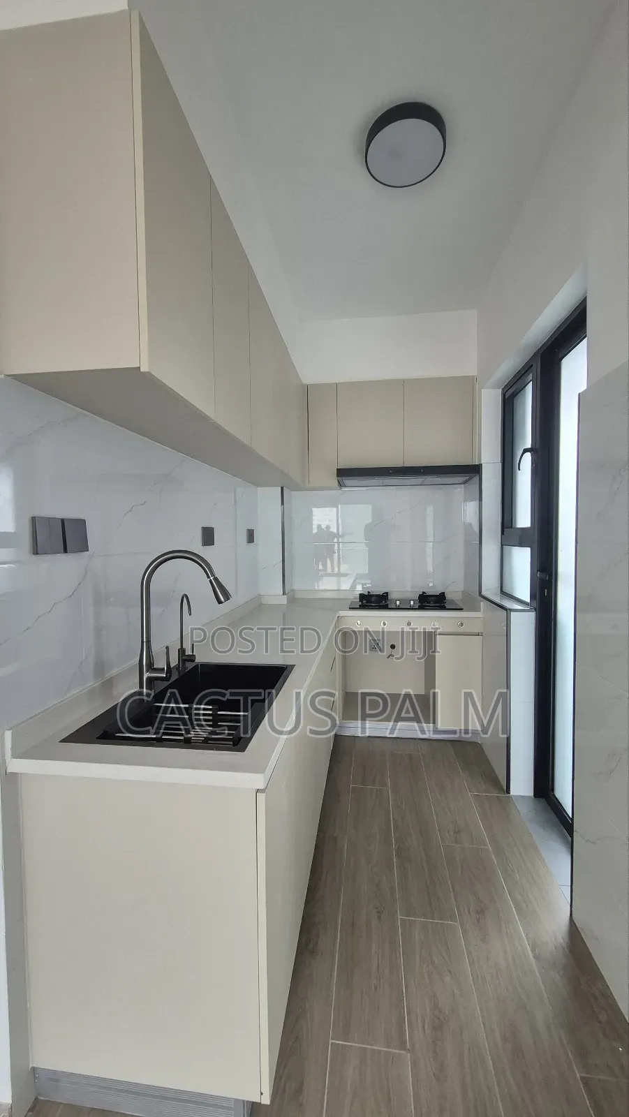 3bdrm Condo in Padmore Rd Kilimani, Nairobi Central for sale