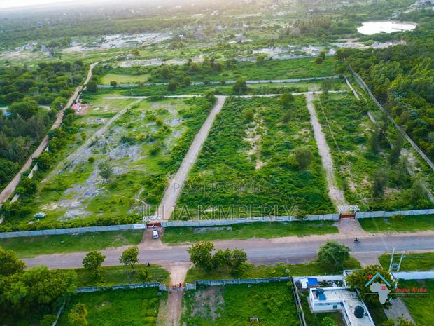 Bofa Beach Front 100 by 100 - thumbnail 6