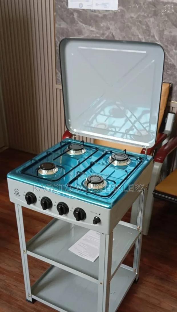Eurochef Full 4 Gas Standing Cooker With Shelves E4g/C
