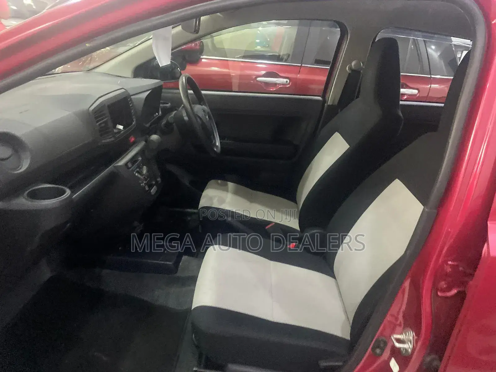 Daihatsu Mira 2018 Red