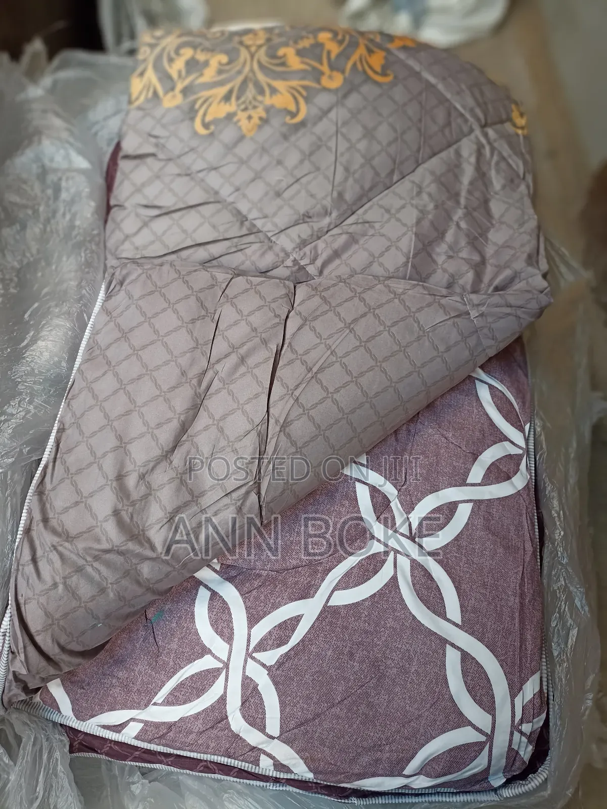 Binded Duvets 5*6
1bedsheet 
Pillowcases