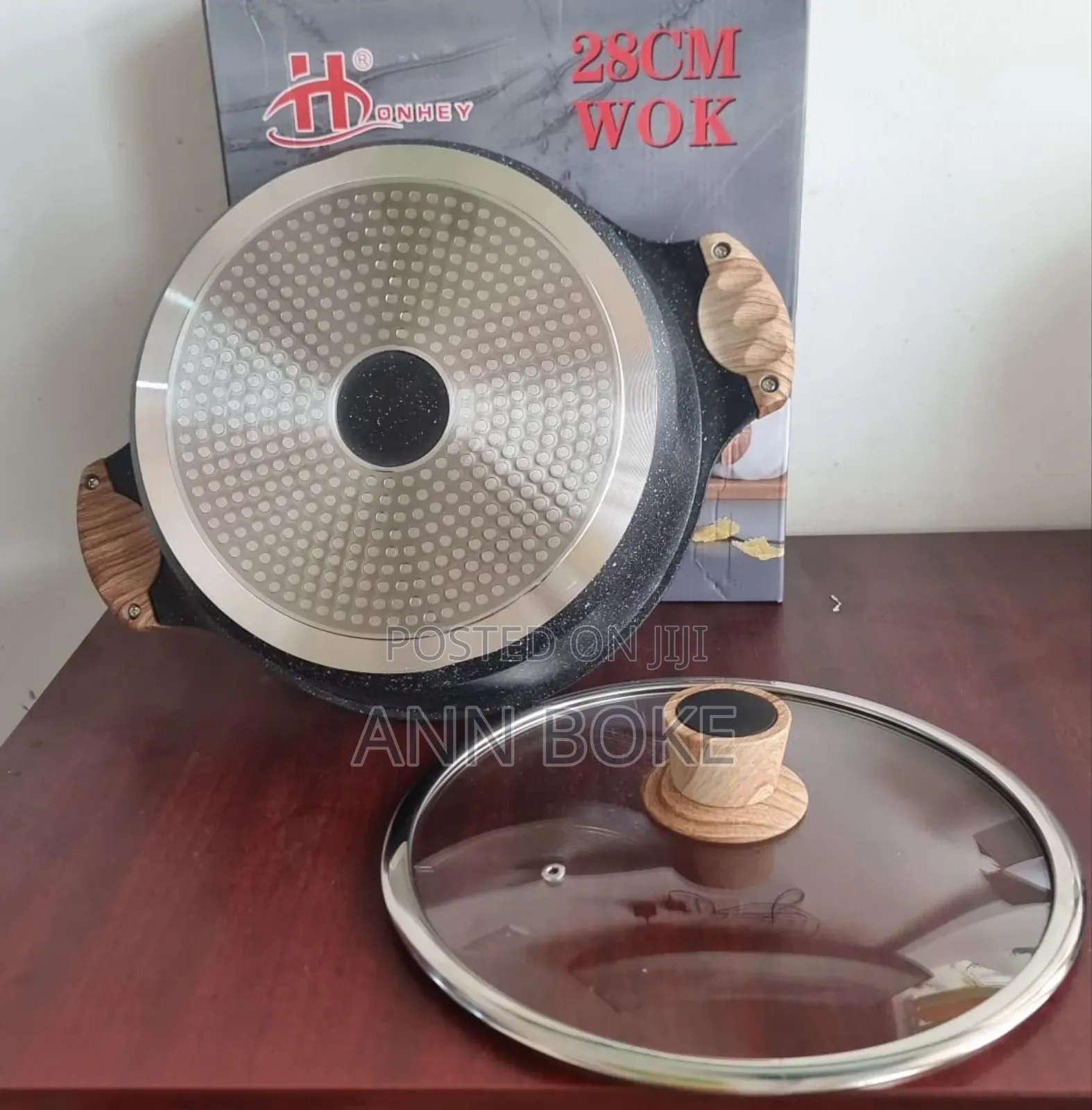 *New Arrival *
*Single Piece 28cm Honhey Wok Granite