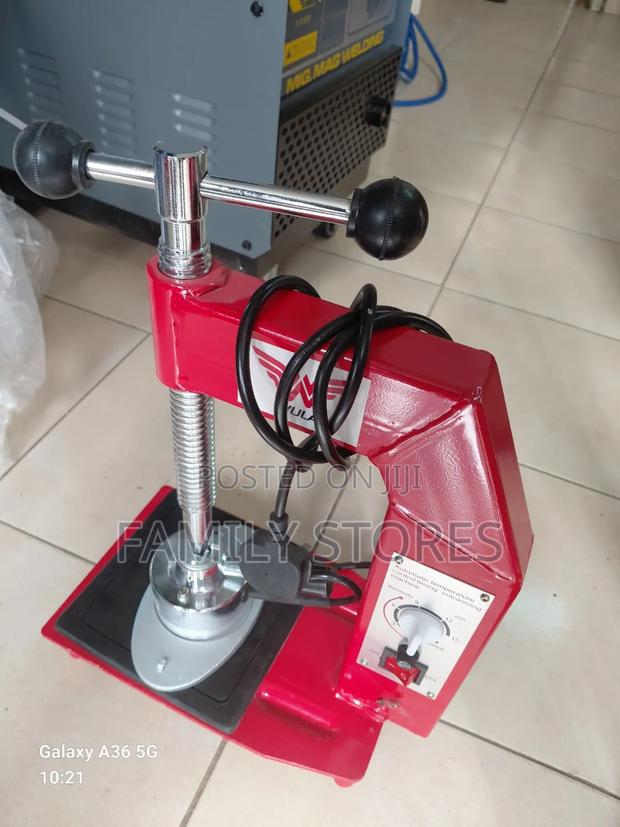 Small Tyre Vulcanizer Machine Electric Powered