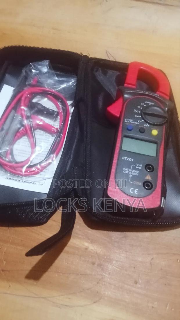 Ac/Dc Current Clamp Meter - main view