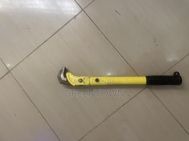 Pipe Wrench/Stillson Wrench - main view