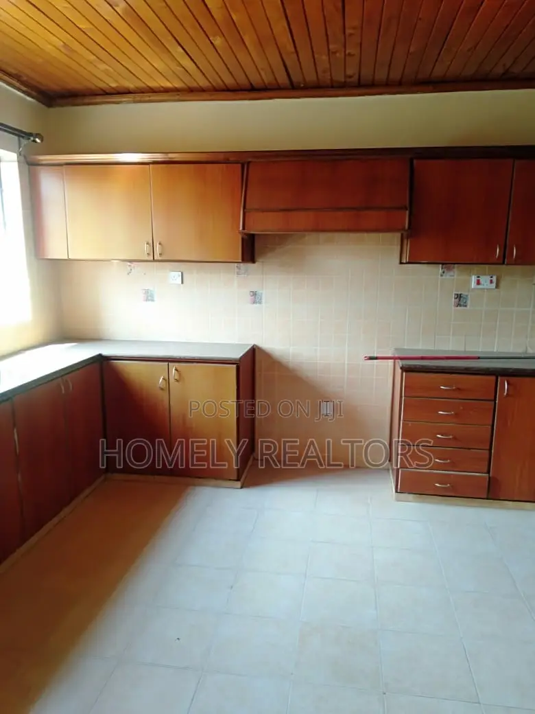 4bdrm Apartment in Gitanga Rd, Lavington for sale