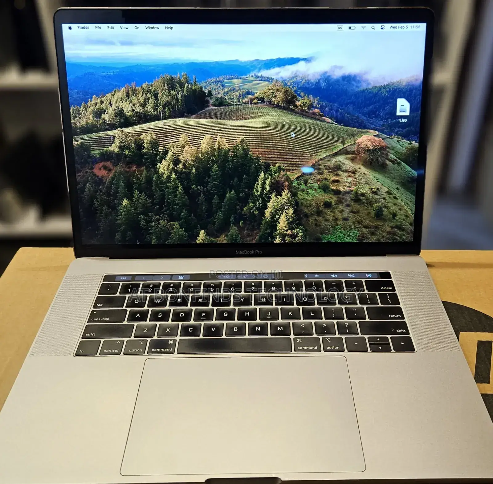 Laptop Apple MacBook Pro 2018 32GB Intel Core i9 SSD 1T