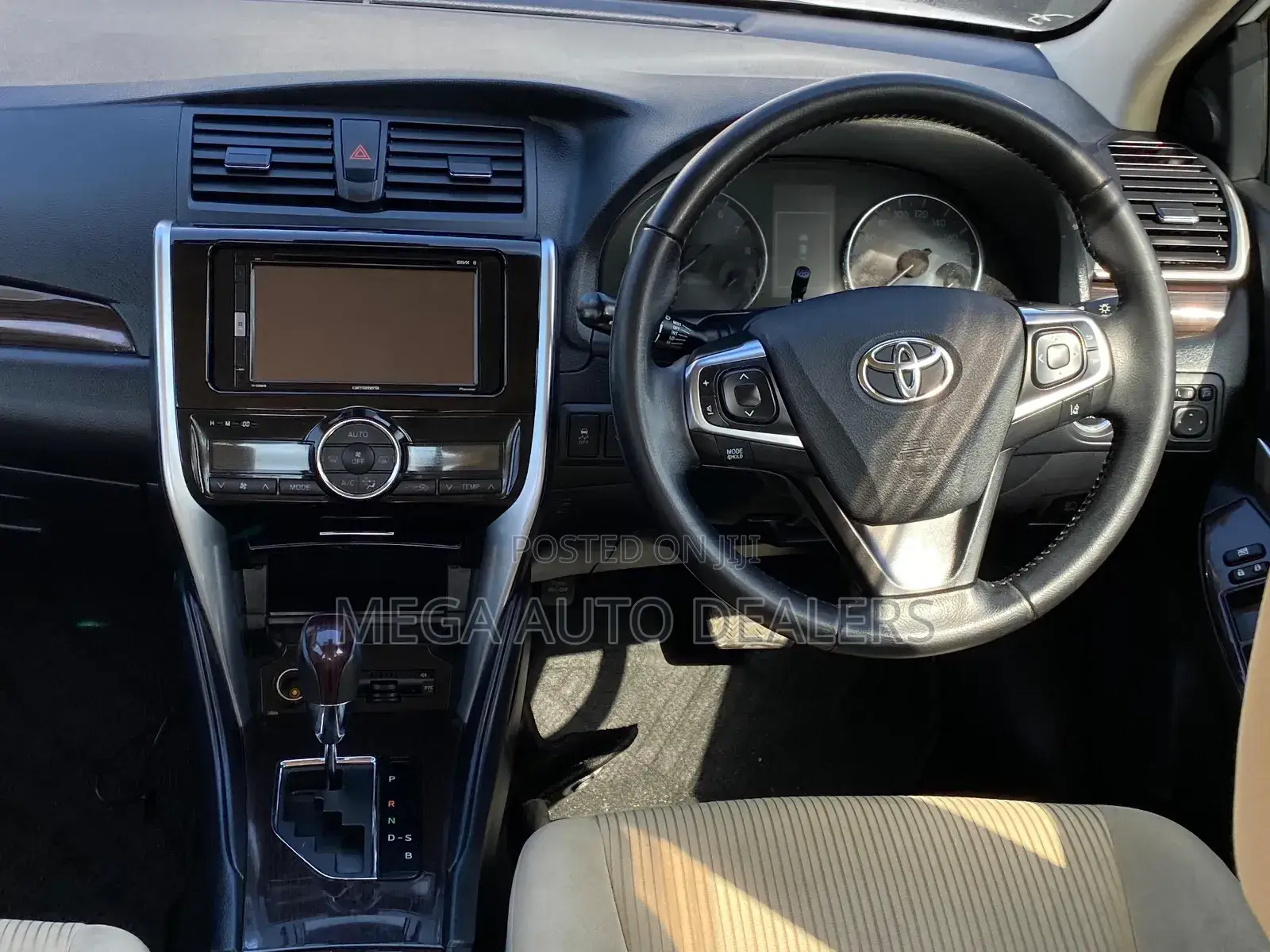 Toyota Premio 2018 White