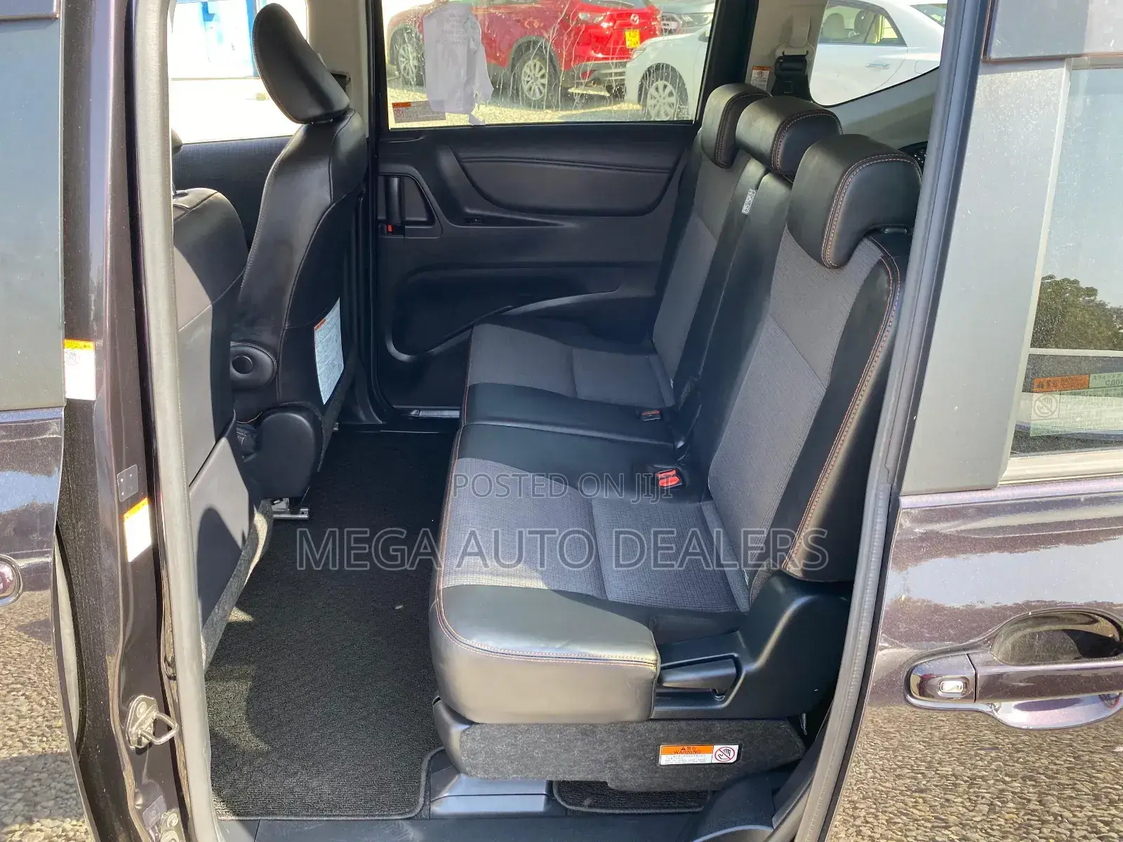 Toyota Sienta 2018 Black