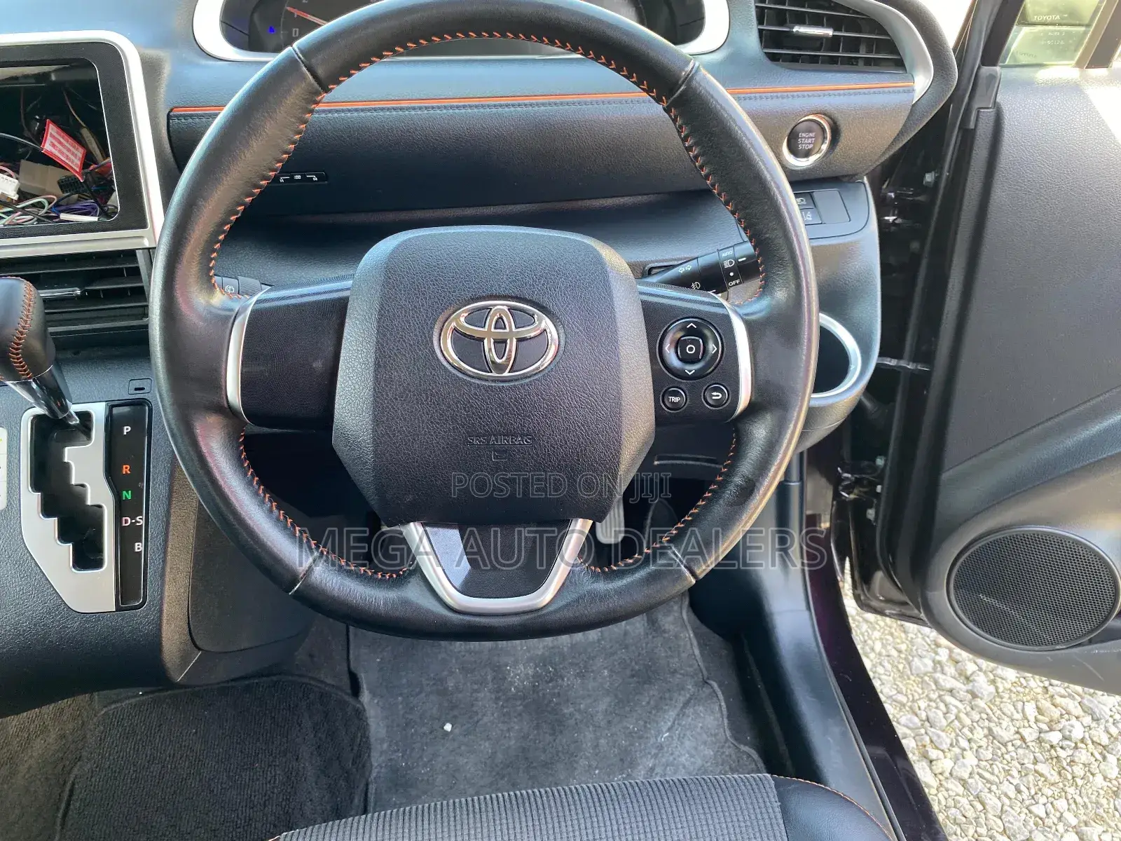 Toyota Sienta 2018 Black