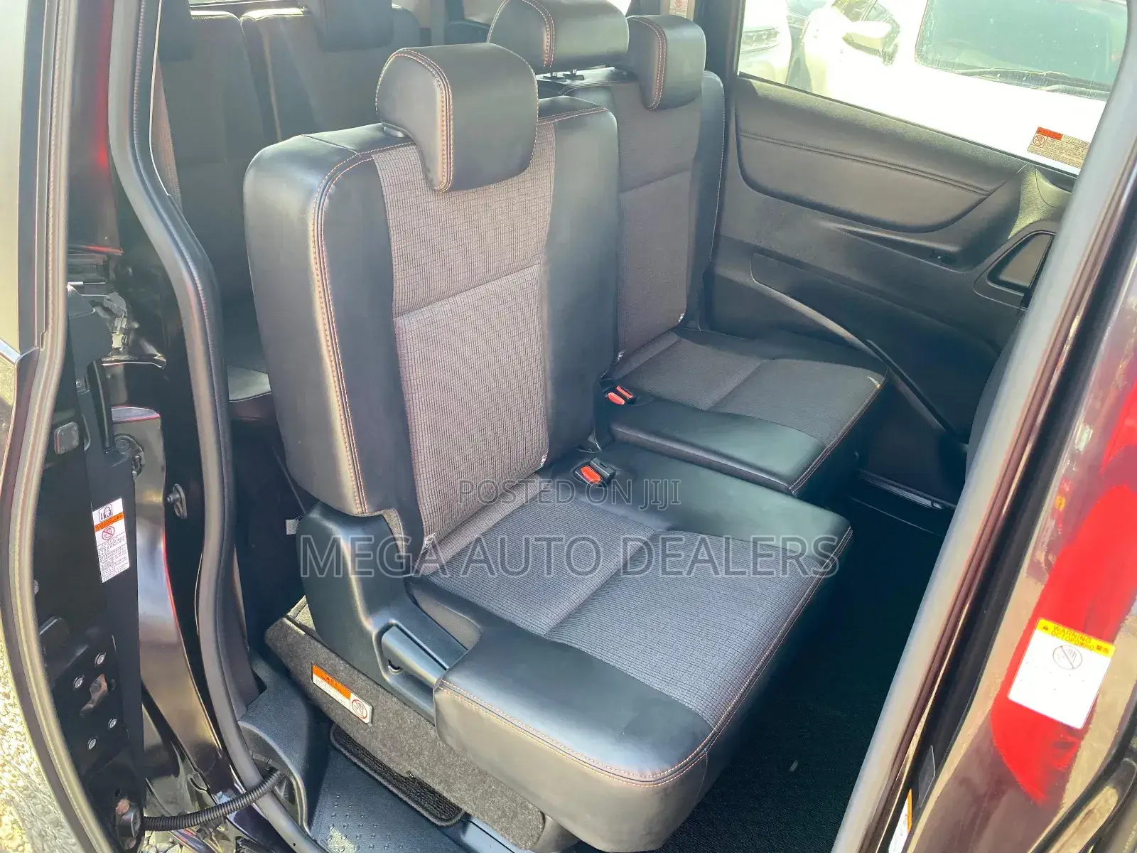 Toyota Sienta 2018 Black