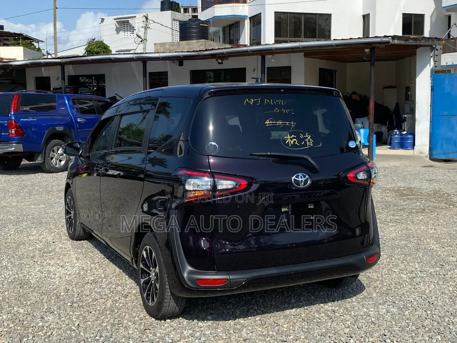 Toyota Sienta 2018 Black