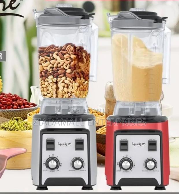 Power Meets Capacity: 1800w Signature Commercial Blender