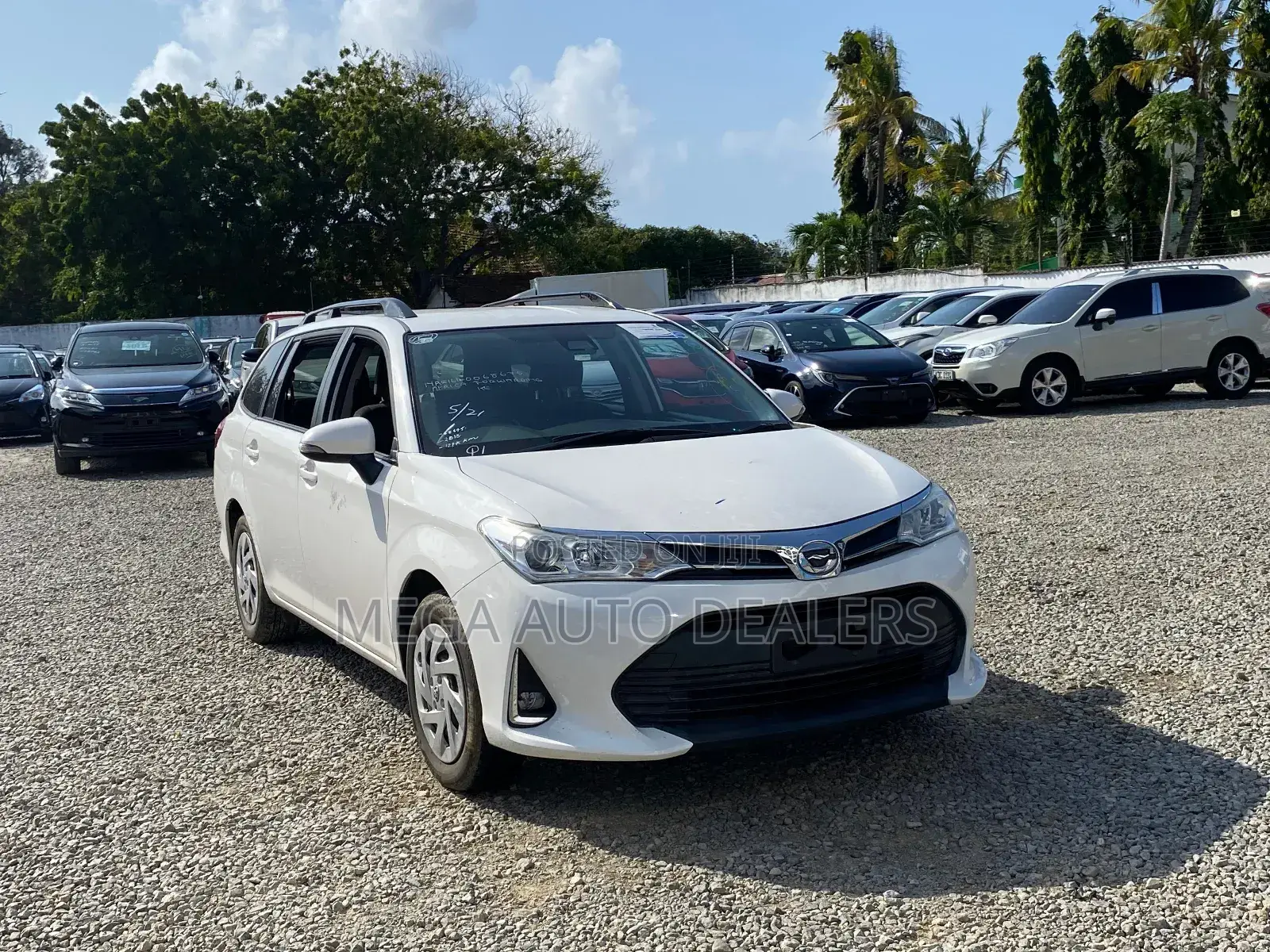 Toyota Corolla Fielder 2018 White