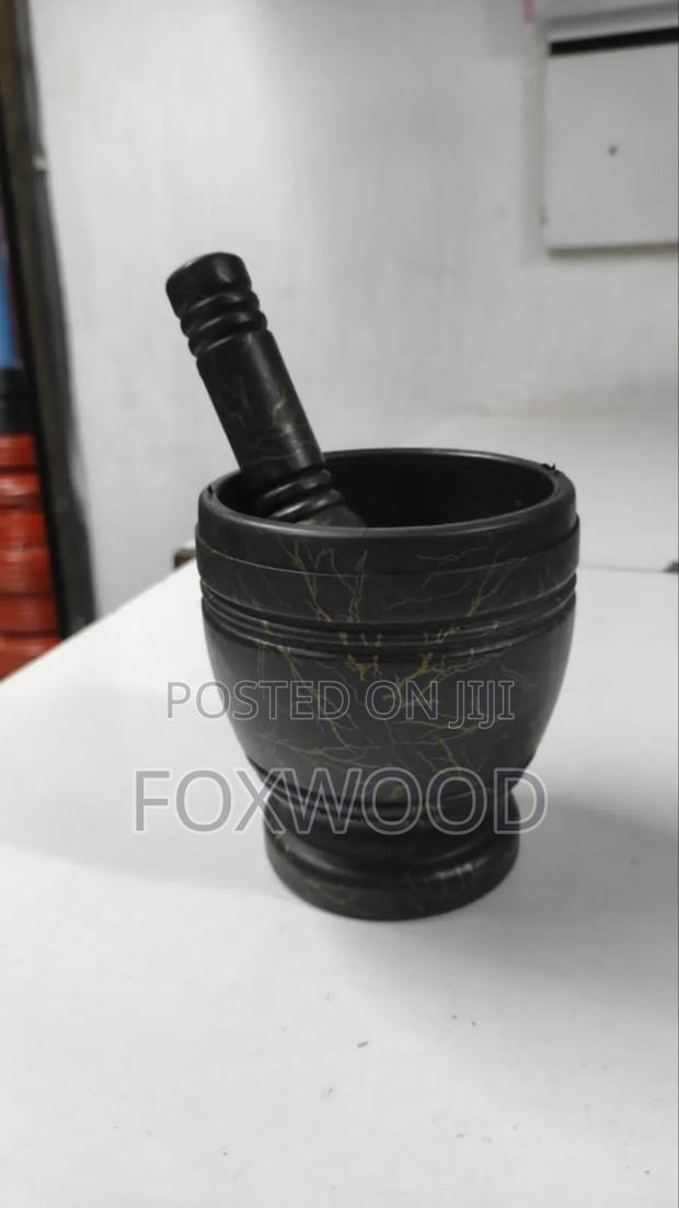 Black Marble Design Pestle and Mortar - thumbnail 3