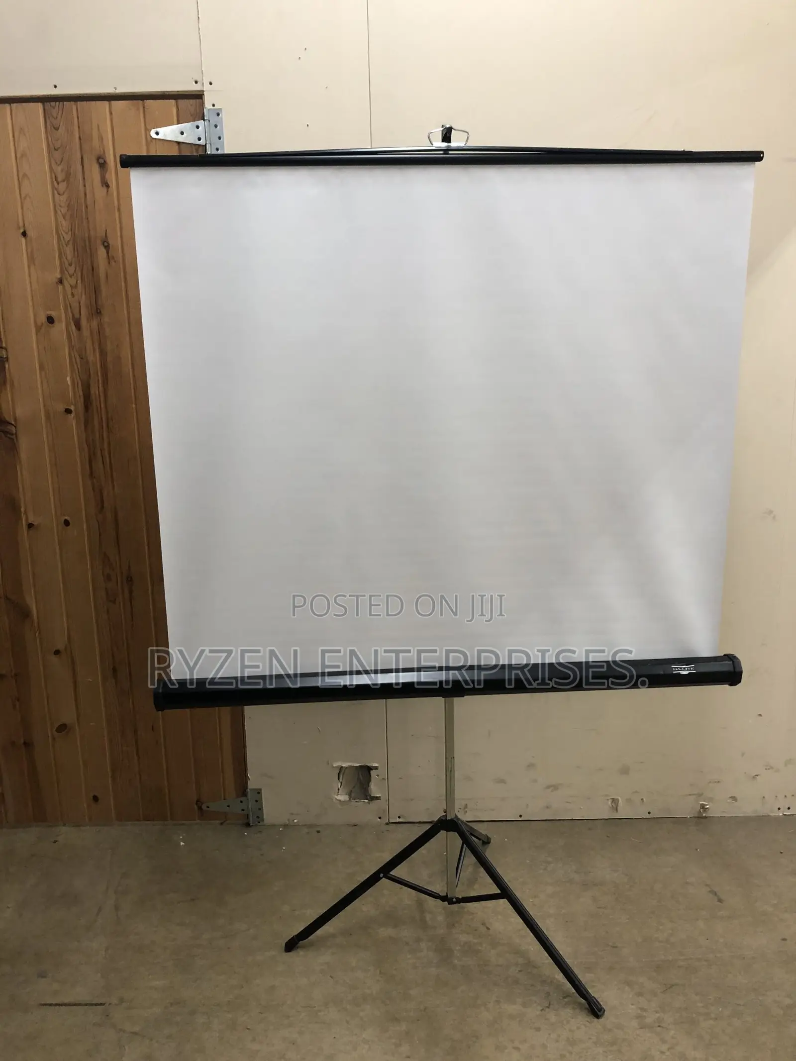 Lw Tps 180t Tripod Projector Screen 180 X 180