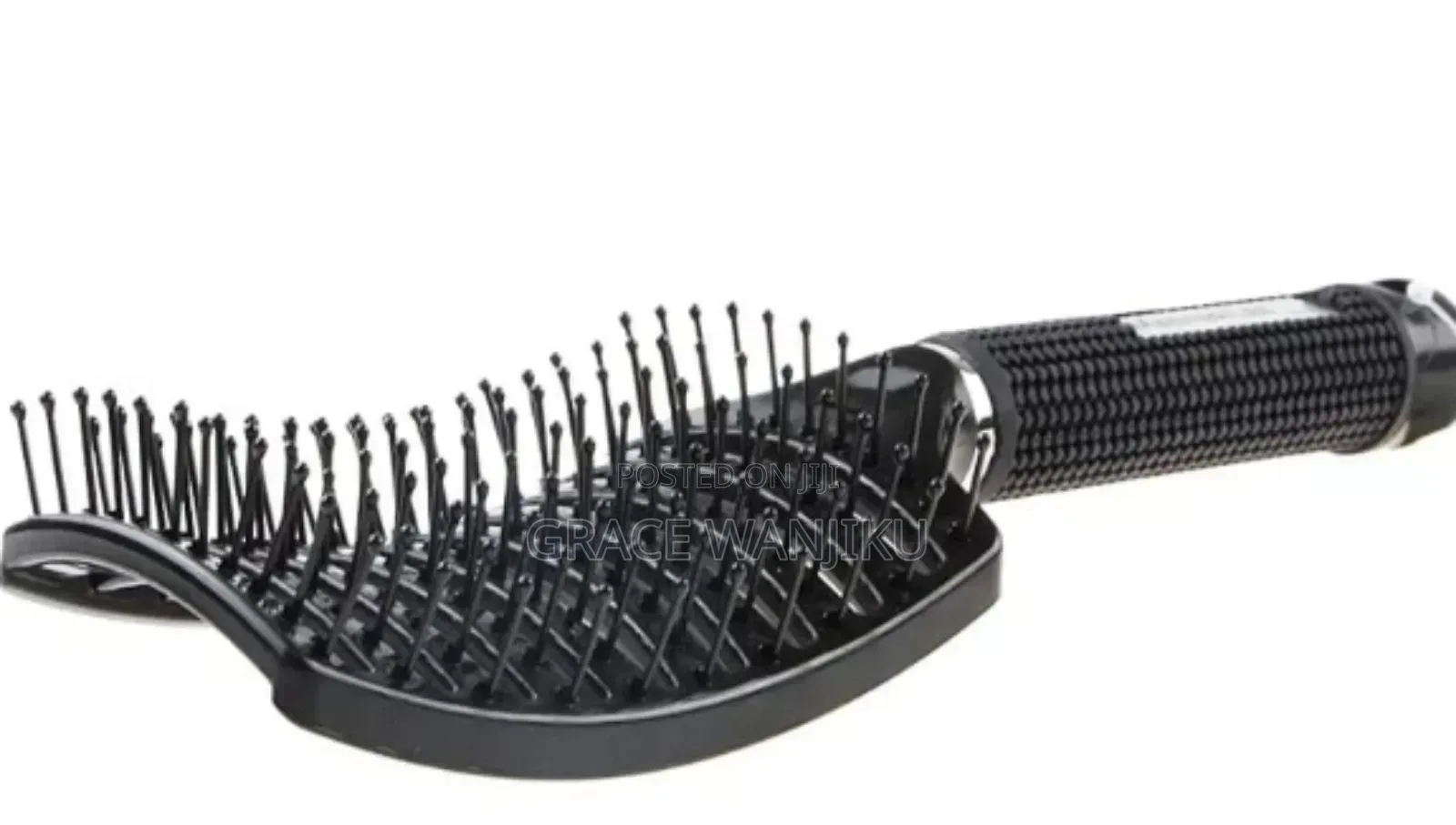 *Curved Vented Professional Detangling Comb *