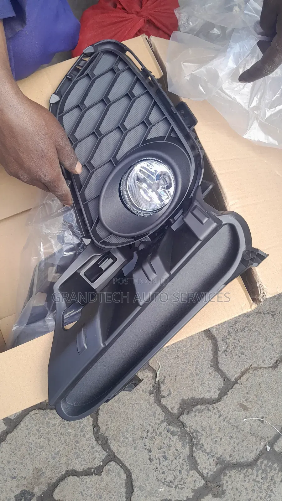 Mazda 3 / Axela 2010 Foglights