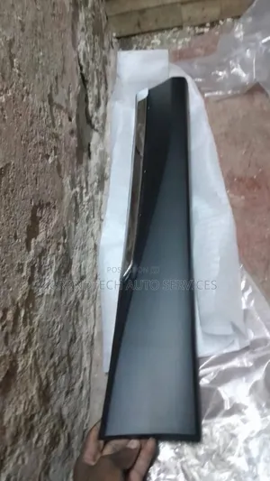 Subaru Sj Xt Door Moulding