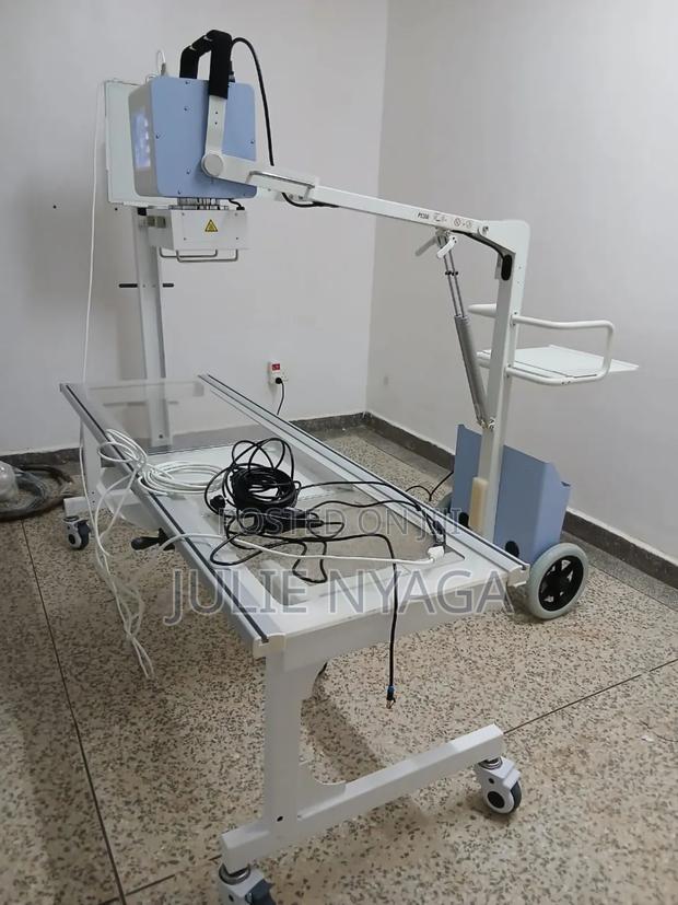 Mobile X-Ray Machine With Dr System - thumbnail 2