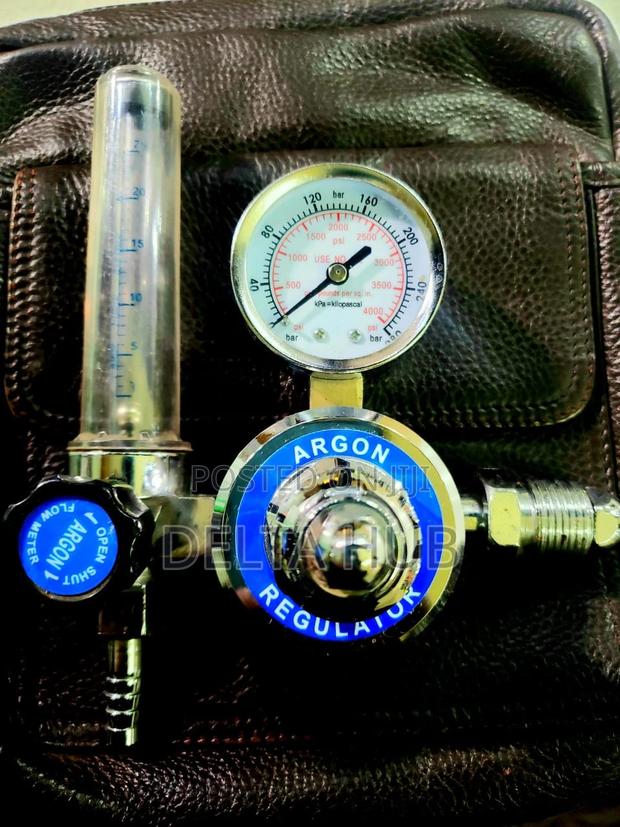 Industrial-Grade Argon Regulator –Consitent Gas Flow - main view