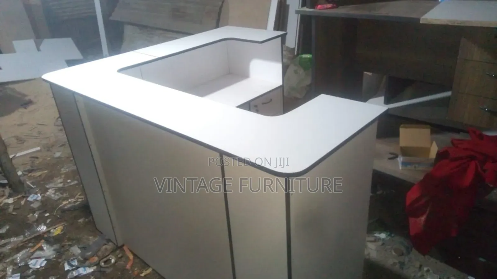 Reception Table A009^S