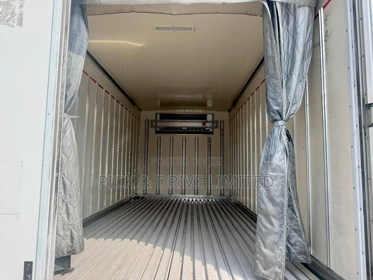 Isuzu Elf Truck 2018 White