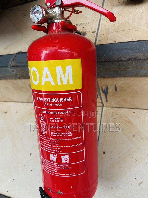 Foam 2kg Fire Extinguisher - thumbnail 3