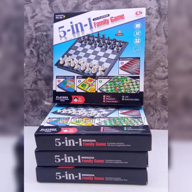 5 in 1 Family Game Board - main view