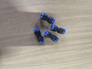 Pneumatic Straight Connectors - thumbnail 2