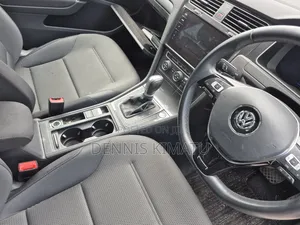 Volkswagen Golf 2018 White