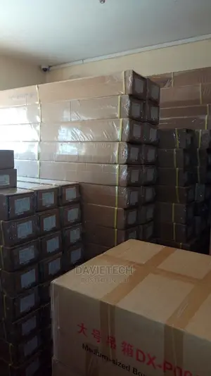 High Quality Manual And Electric Projection Screens