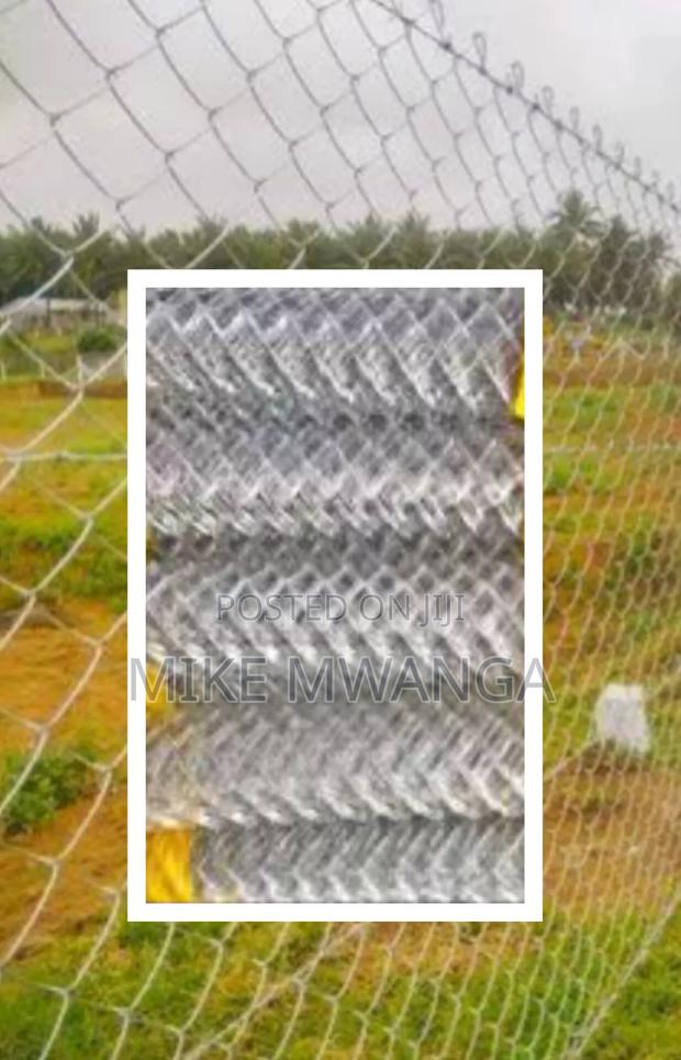 4ft Galvanized Chain Link 50x50 Gauge 9 - main view